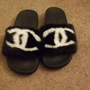 Real mink fur slides brand new only worn once